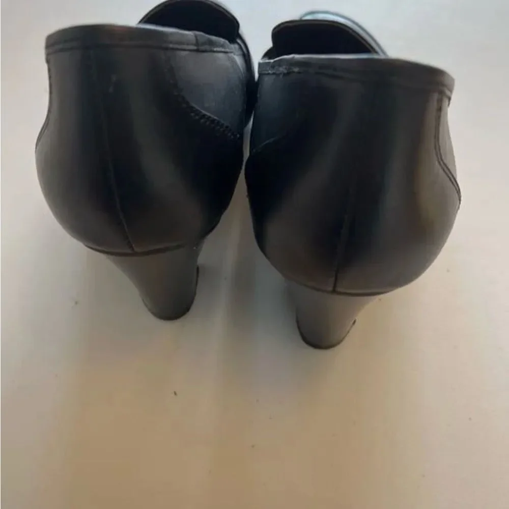 Naturalizer Leather Heeled Women’s 7.5 Slip-On Comfort Dress Shoes Black Classic